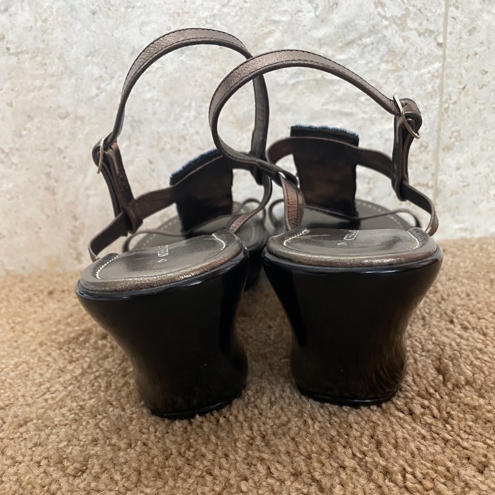 Platform Sandals - Picture 3 of 6